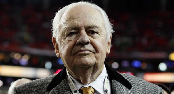 Tom Benson OK after falling, hitting head