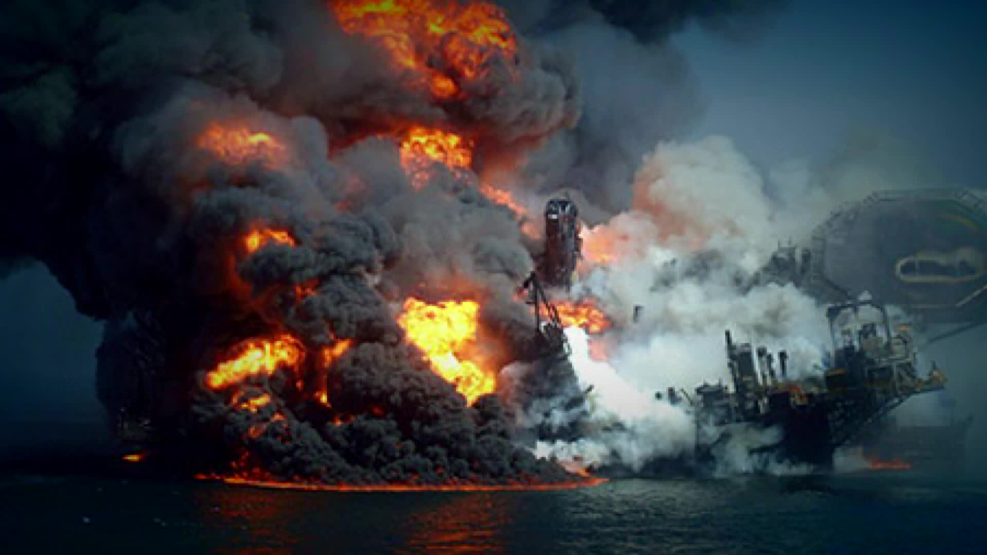 Bp oil spill payments to resume after fee wrinkle