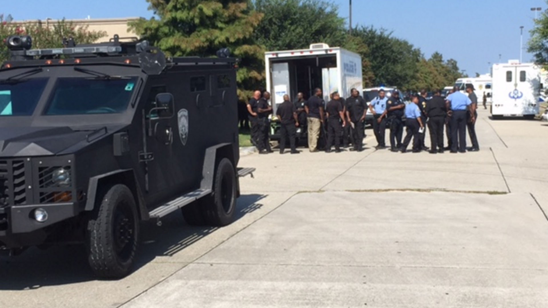 Standoff in N.O. East ends peacefully | wwltv.com