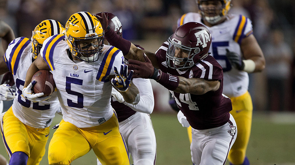 Derrius Guice runs for LSU-record 285 yards as No. 25 Tigers roll