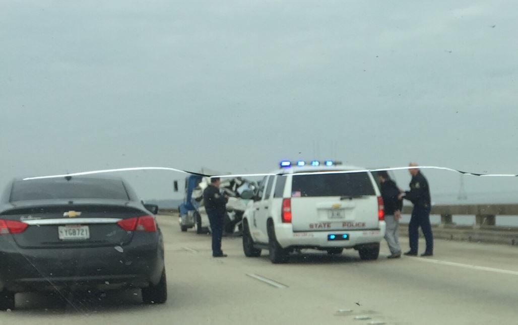 Crash Closed I-10 West On Bonnet Carre Spillway 